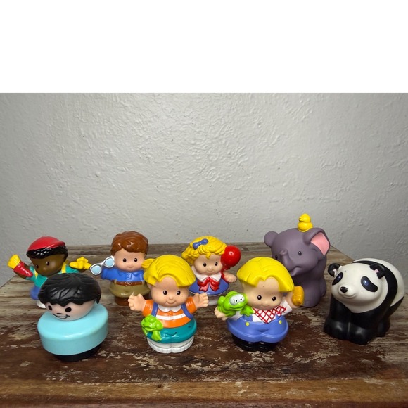 Fisher-Price Other - Vintage Fisher Price Little People Lot of 8 Collectible Figures & Animals